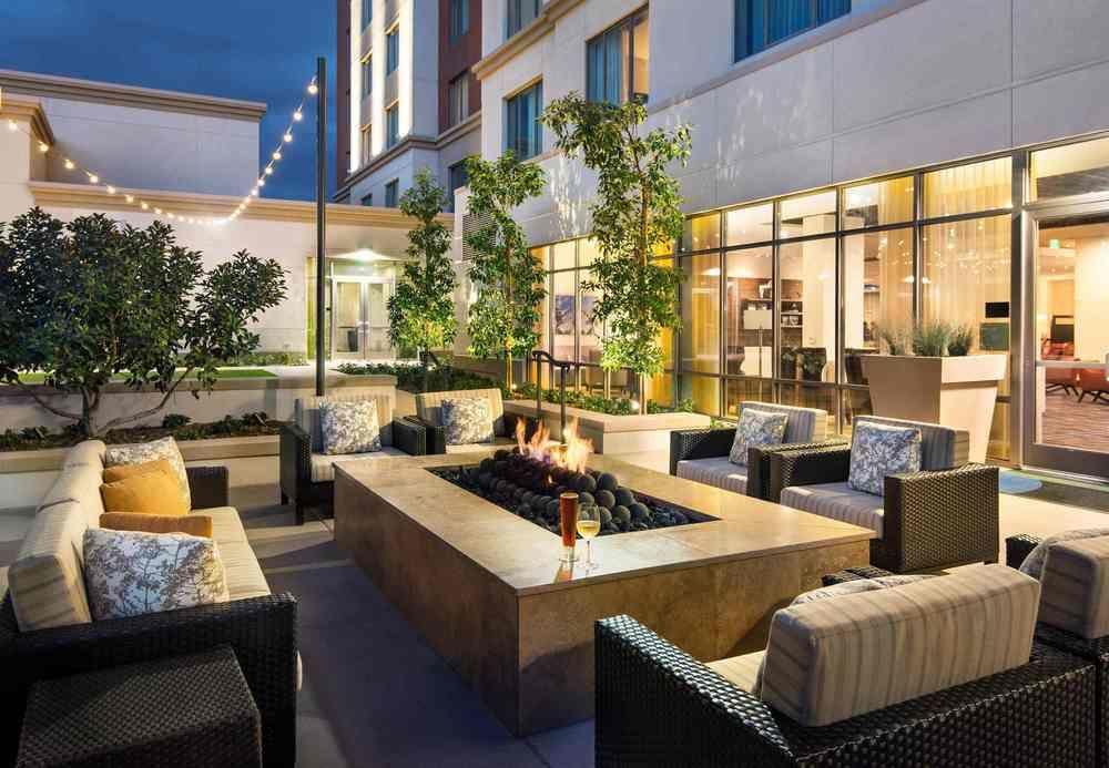 Courtyard By Marriott Irvine Spectrum Εξωτερικό φωτογραφία