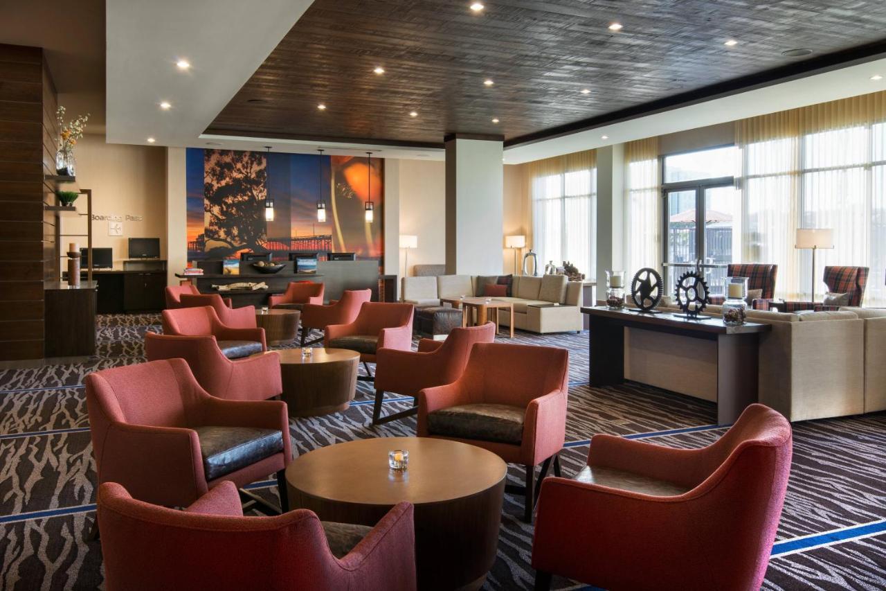 Courtyard By Marriott Irvine Spectrum Εξωτερικό φωτογραφία