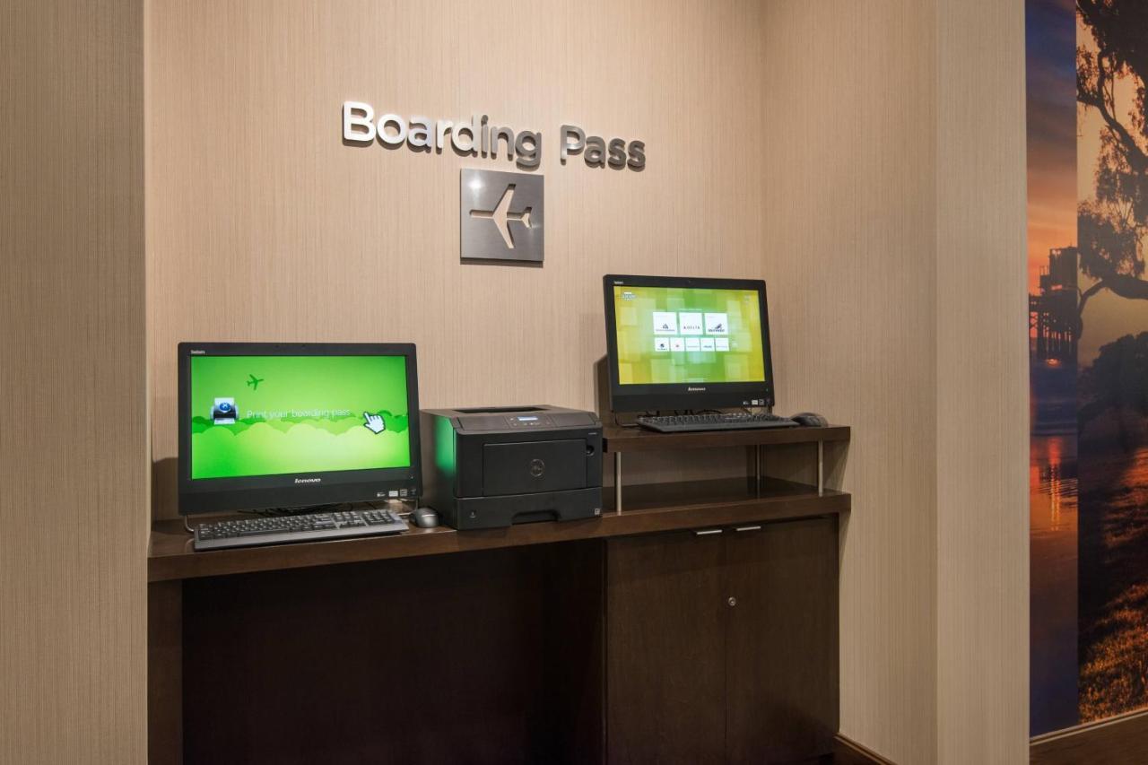 Courtyard By Marriott Irvine Spectrum Εξωτερικό φωτογραφία