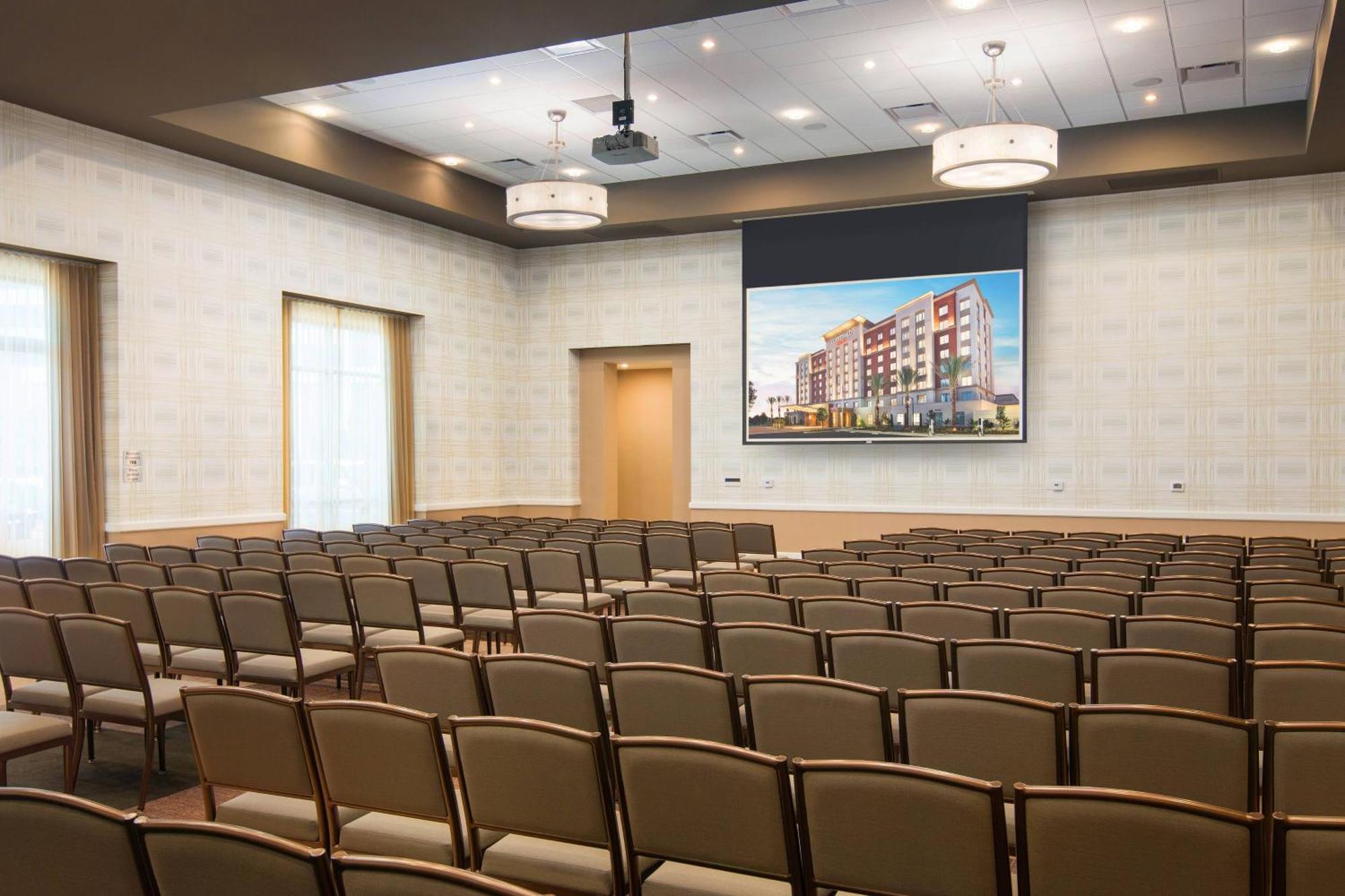 Courtyard By Marriott Irvine Spectrum Εξωτερικό φωτογραφία
