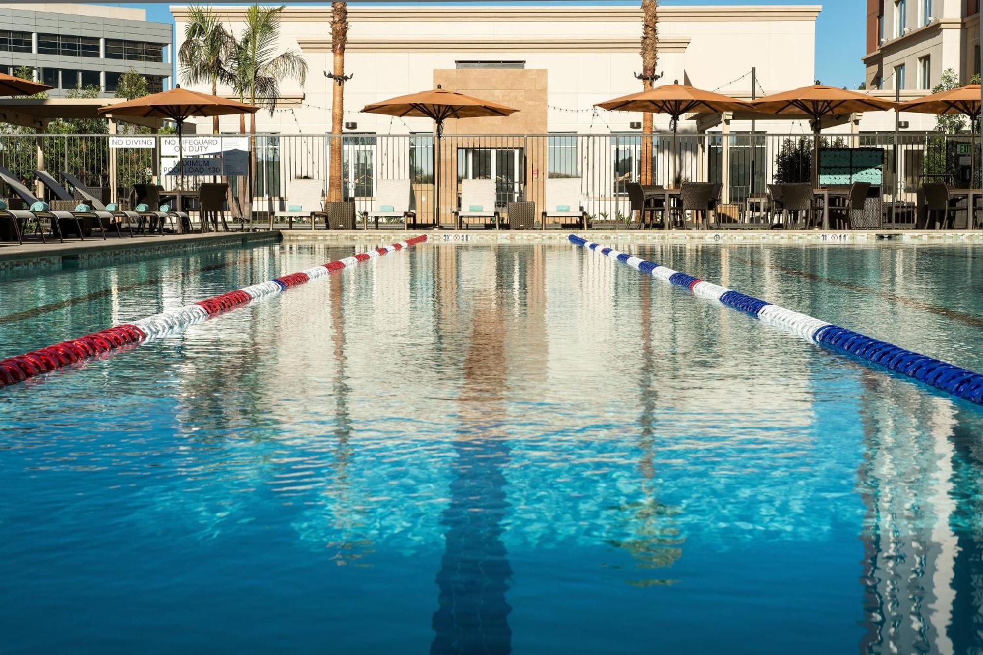 Courtyard By Marriott Irvine Spectrum Εξωτερικό φωτογραφία