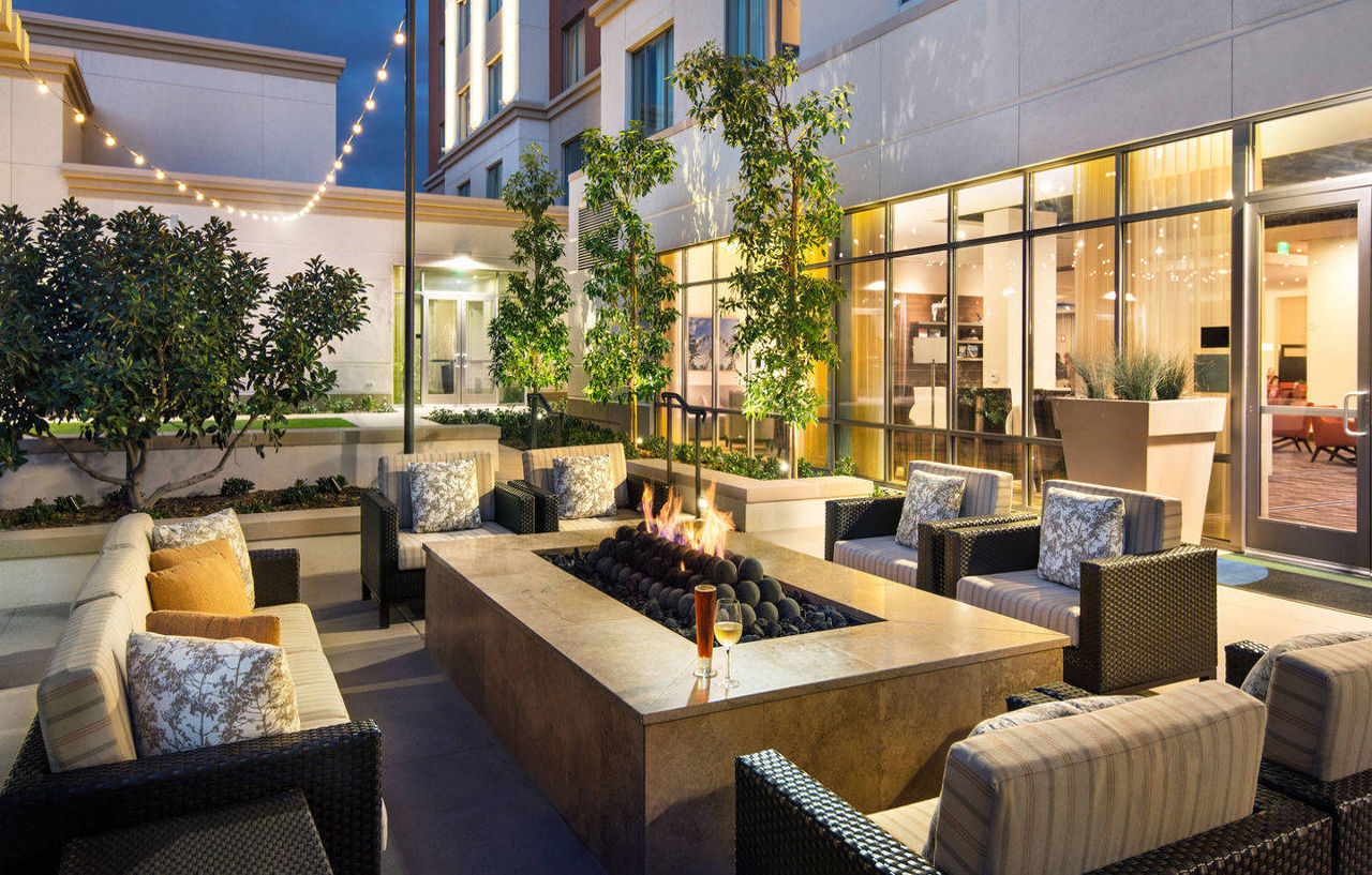 Courtyard By Marriott Irvine Spectrum Εξωτερικό φωτογραφία
